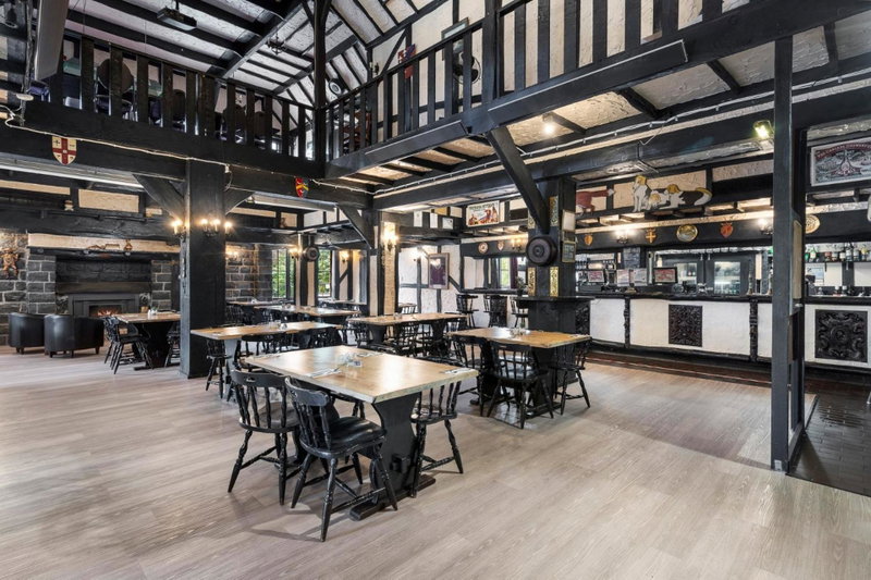The Fox and Hounds Historic Hotel, Port Arthur, Australia