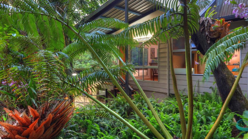 Chambers Wildlife Rainforest Lodges, Lake Eacham, Australia
