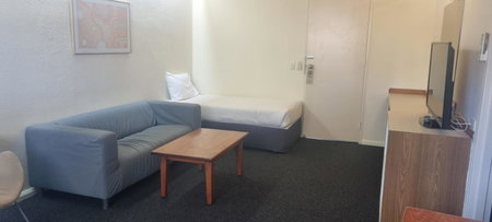 Hotel Cavalier, Wantirna South, Australia