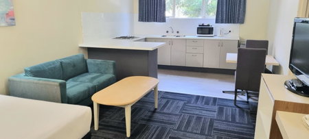 Hotel Cavalier, Wantirna South, Australia
