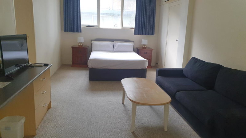 Hotel Cavalier, Wantirna South, Australia