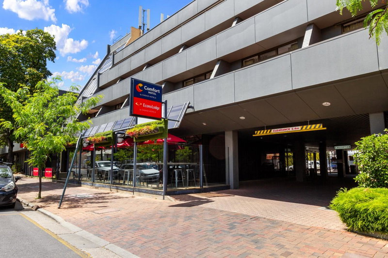 Mantra Meridien Adelaide, Adelaide city centre, Australia