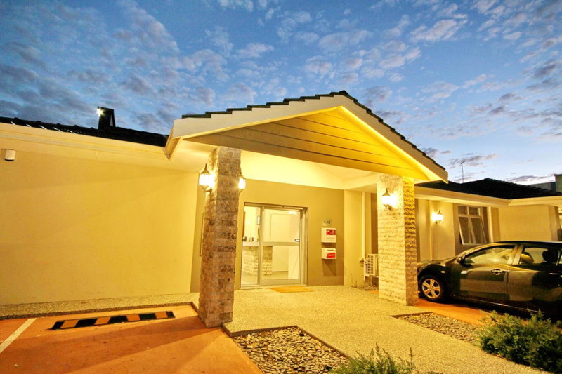 Gallery Hotel, Willetton, Australia
