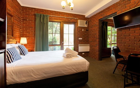 Armour Motor Inn, Beechworth, Australia