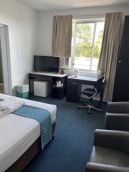 Hotel St Leonards, Chatswood, Australia