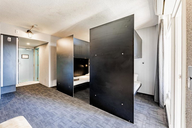 Bunk Surfers Paradise 18-35 Backpacker Hostel, Surfers Paradise, Australia