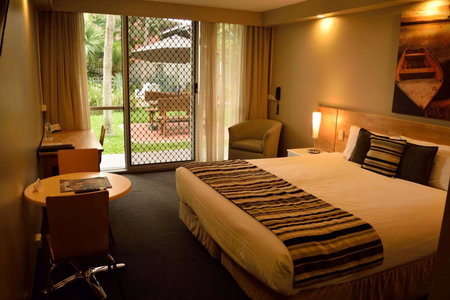 Motel 98, Rockhampton, Australia