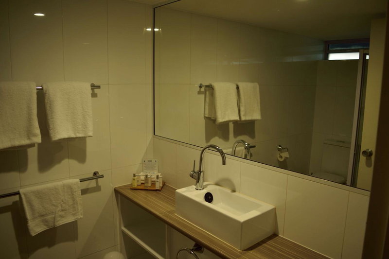 Motel 98, Rockhampton, Australia
