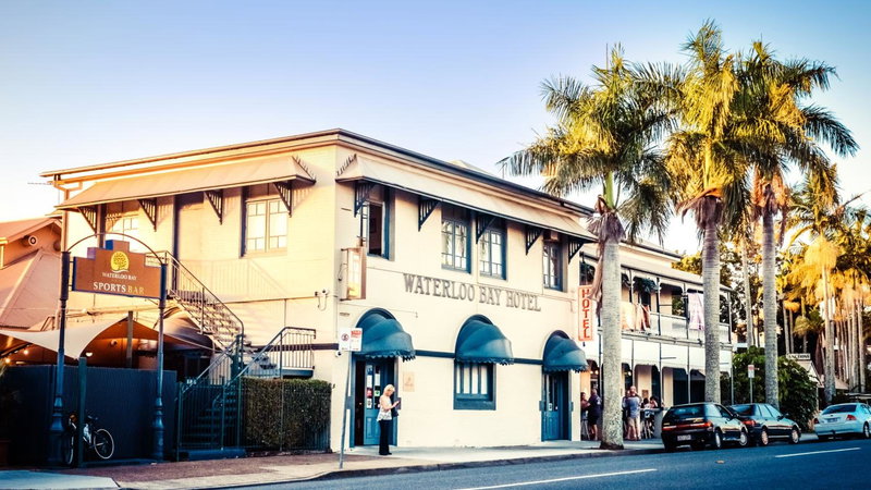 The Waterloo Bay Hotel, Carindale, Australia