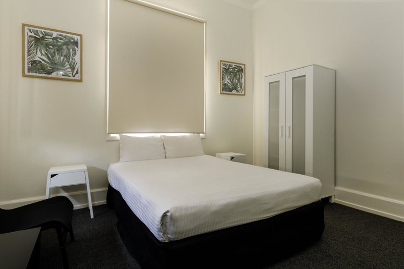 The Waterloo Bay Hotel, Carindale, Australia