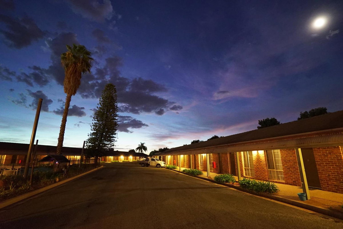 Exies Bagtown, Australie