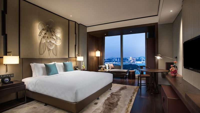 HUALUXE Xiamen Haicang Harbour View by IHG, Xiamen, 中国