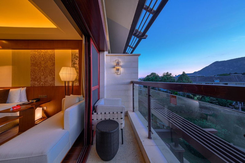 HUALUXE Hotels & Resorts Kunming, Majie, China