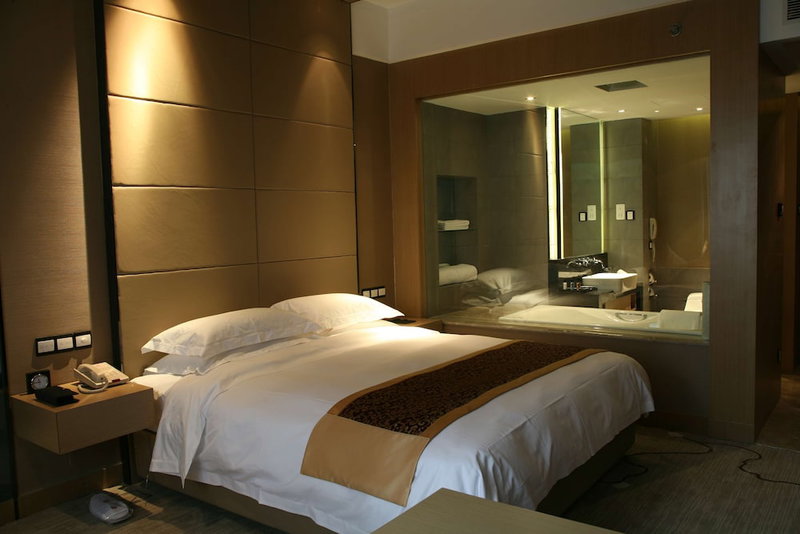 Ramada by Wyndham Xian Bell Tower, Xi'an, China