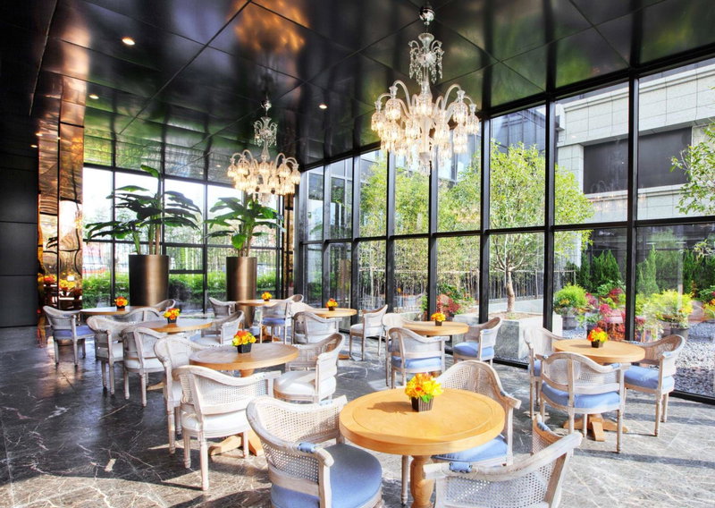Crowne Plaza Shanghai Jinshan by IHG, Songjiang, China