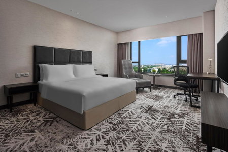 Crowne Plaza Shanghai Jinshan by IHG, Songjiang, China