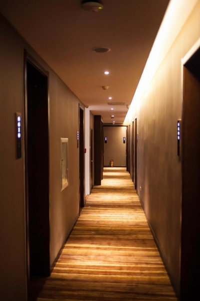 Qingdao MG Hotel l Walking distance to the beach & railway station & St Michaels Cathedral, Qingdao, 中国
