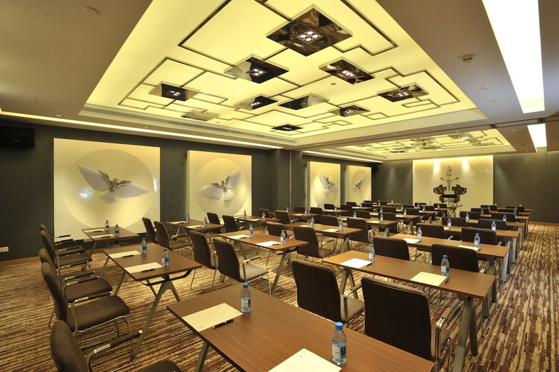 voco Suzhou Guanqian Street by IHG, Suzhou, Китай