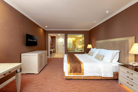 Similan Hotel Zhuhai-Gongbei Port High speed Railway Station, Zhuhai, China