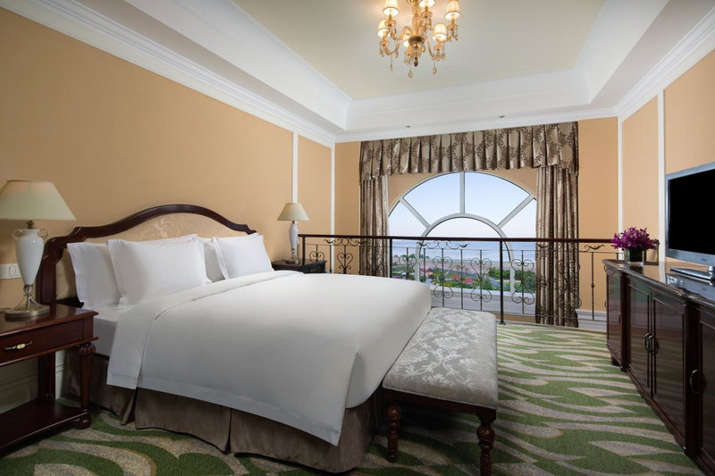Crowne Plaza Ocean Spring Resort by IHG, Jimo, 中国