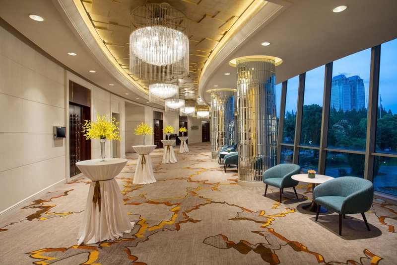 Crowne Plaza Shanghai Fudan by IHG, Zhabei, Chine