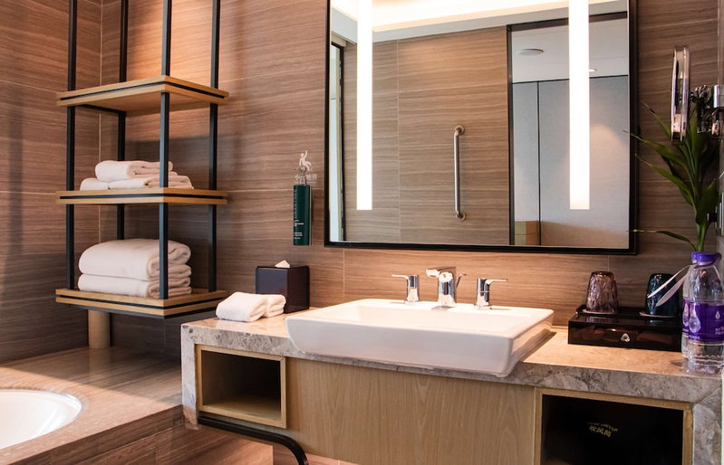 DoubleTree by Hilton Hotel Shenzhen Longhua, Shenzhen, China