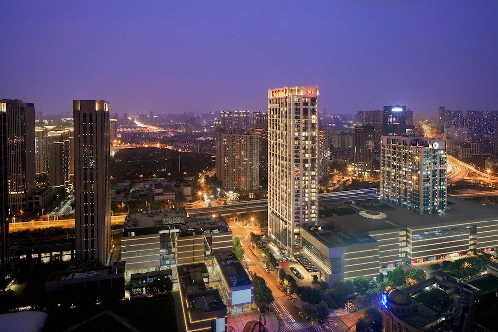 Sheraton Grand Wuhan Hankou Hotel, China