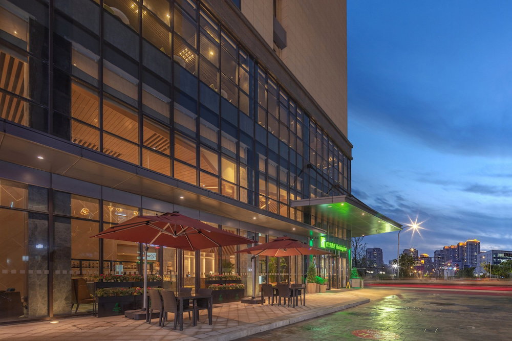 Holiday Inn Hangzhou Airport Zone by IHG, China