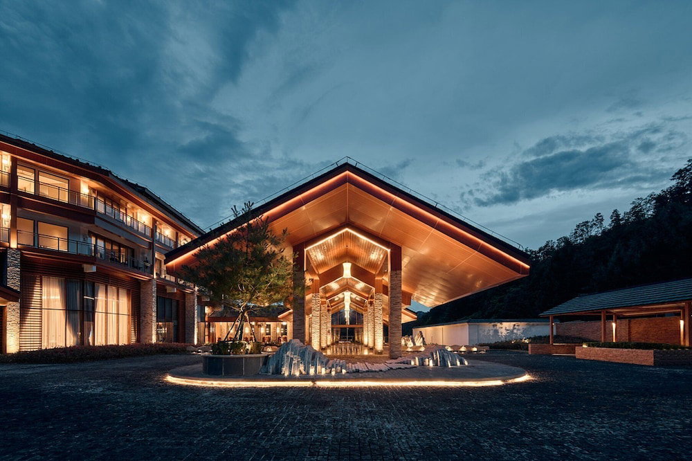 Crowne Plaza Shennongjia by IHG, China
