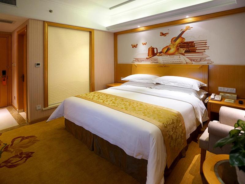 Vienna Hotel Shanghai Hongqiao National Exhibition Center Huaxin, Shanghai, China