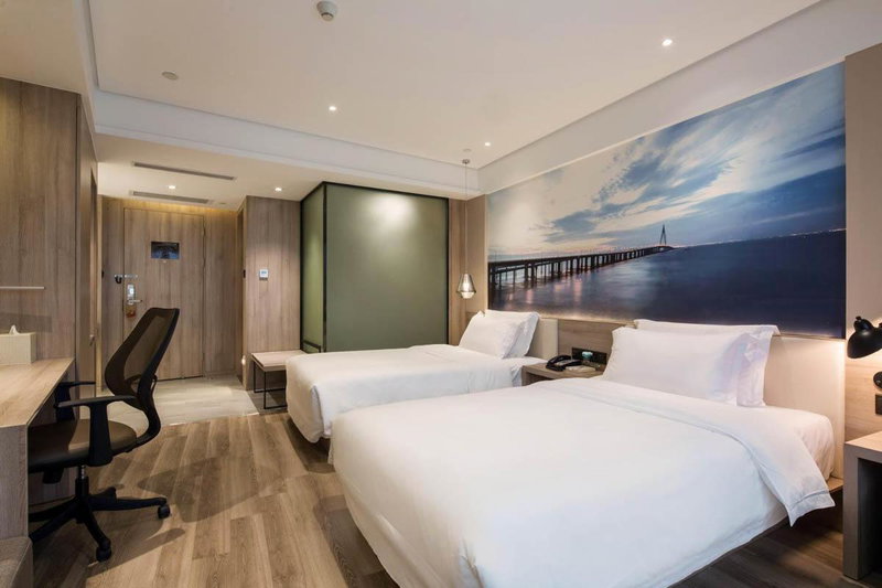 Ningbo Tianyi Square Atour Hotel, Ningbo, China