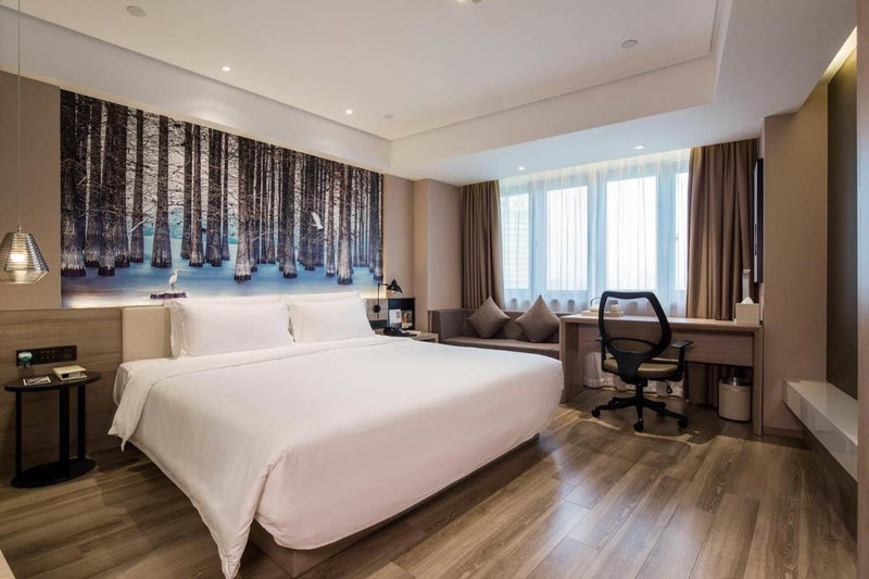 Ningbo Tianyi Square Atour Hotel, Ningbo, China