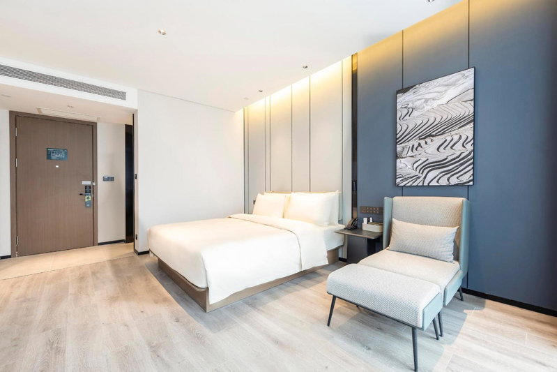 Atour Hotel Zhengzhou East Station Longzi Lake, Zhengzhou, China