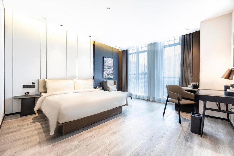 Atour Hotel Zhengzhou East Station Longzi Lake, Zhengzhou, China