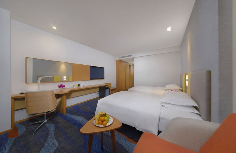 Holiday Inn Express Zhengzhou Zhengdong by IHG, Zhengzhou, China