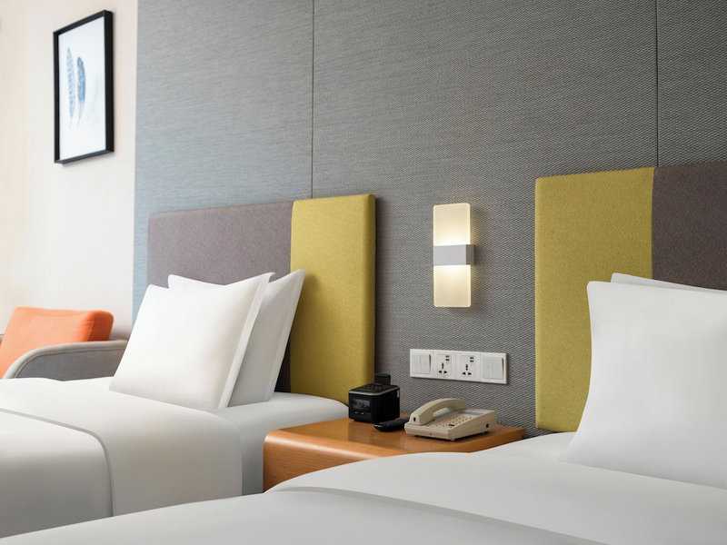 Holiday Inn Express Zhengzhou Zhengdong by IHG, Zhengzhou, China