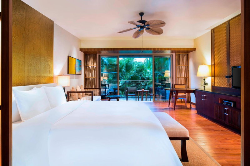Le Méridien Shimei Bay Beach Resort & Spa, Wanning, China
