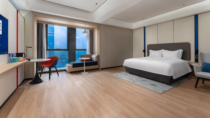 Holiday Inn Express Qingdao Northern West Coast by IHG, Qingdao, China