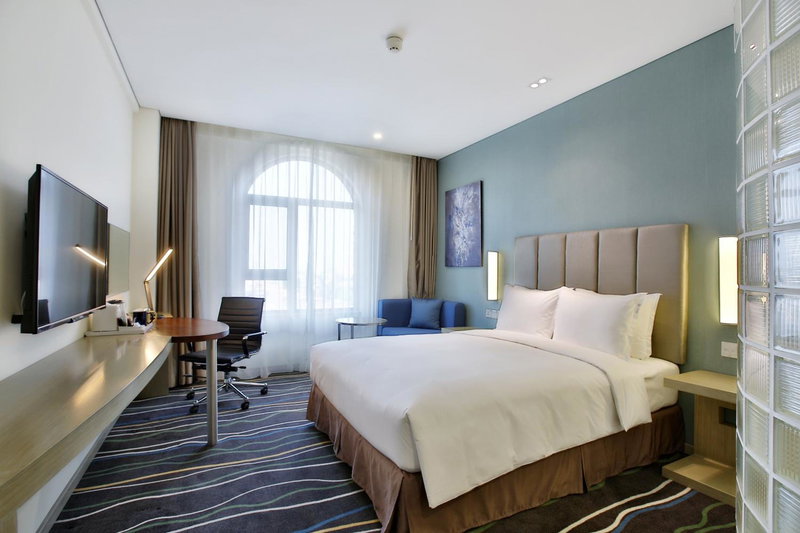 Holiday Inn Express Langfang Park View by IHG, Langfang, Китай