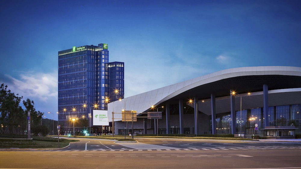 Holiday Inn Chengdu Qinhuang by IHG, China