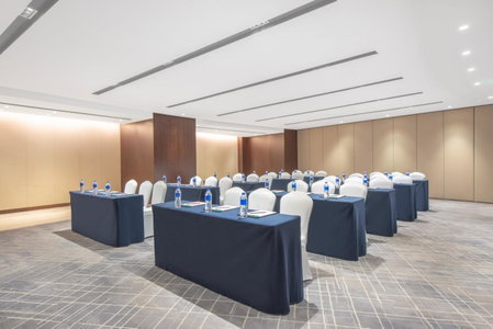 Crowne Plaza Zhuhai City Center by IHG, Zhuhai, Китай