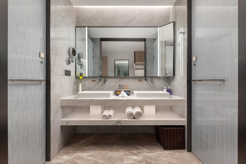 voco Lianyungang Haizhou Bay by IHG, Lianyungang, China