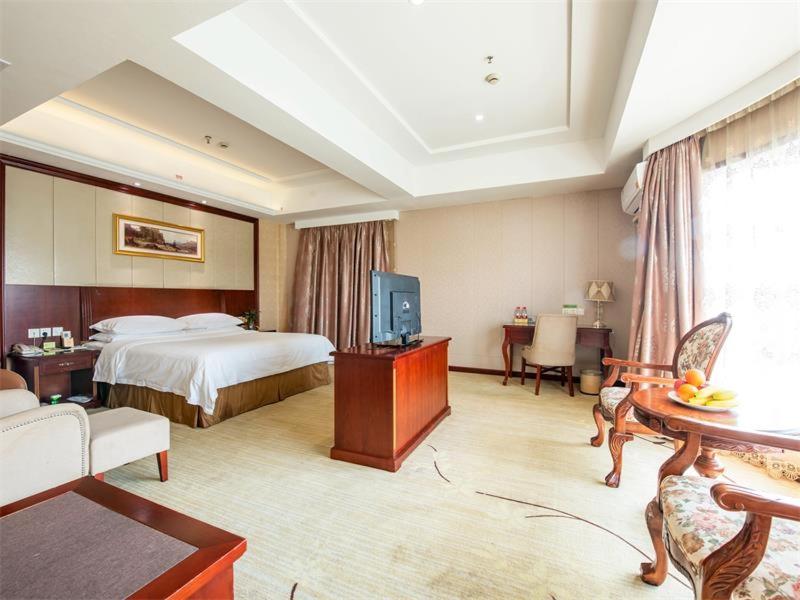Vienna Hotel Hangzhou Yuhang Linping, Linping, China
