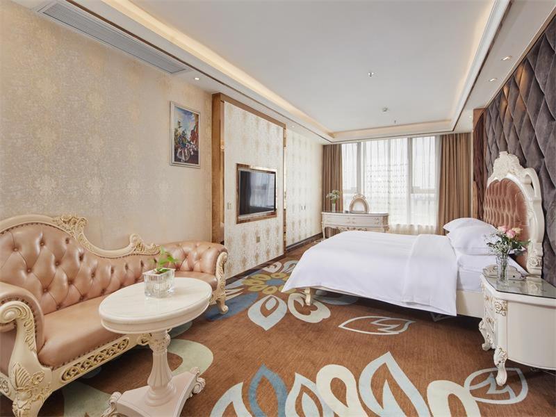Vienna Classic Hotel Dongguan Changan Xiandai, Humen, China