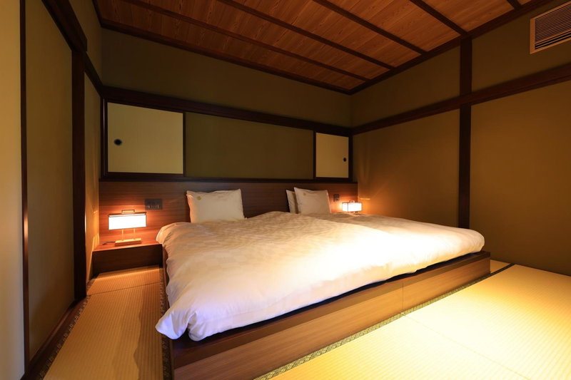 Matsuzakaya Honten, Yugawara, Japan