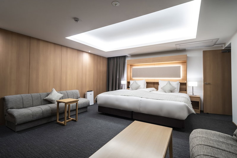 Kyoto Shijo Takakura Hotel grandereverie, Kyoto, Japan