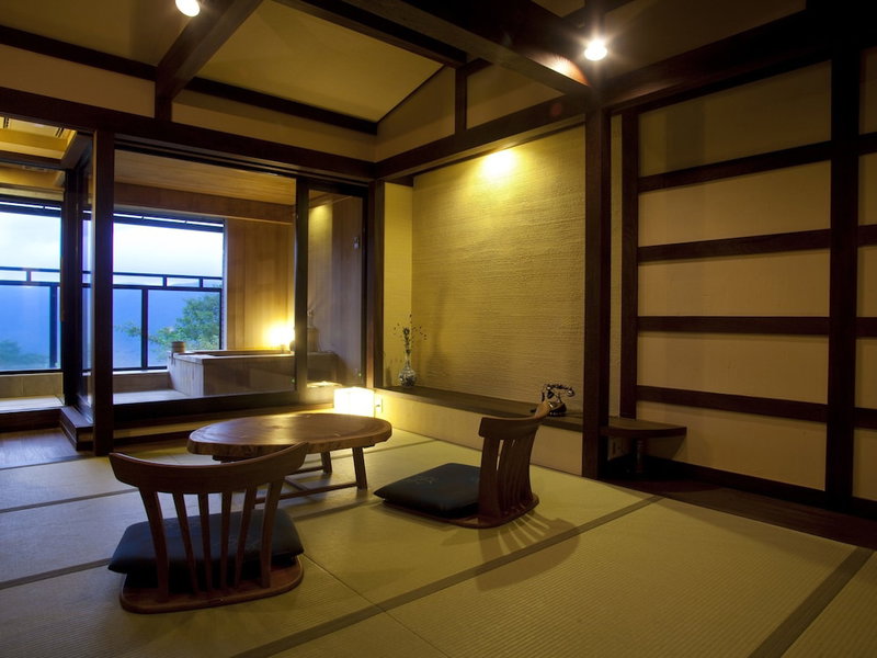 Gora Hanaougi, Yugawara, Japan