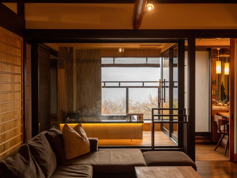 Gora Hanaougi, Yugawara, Japan