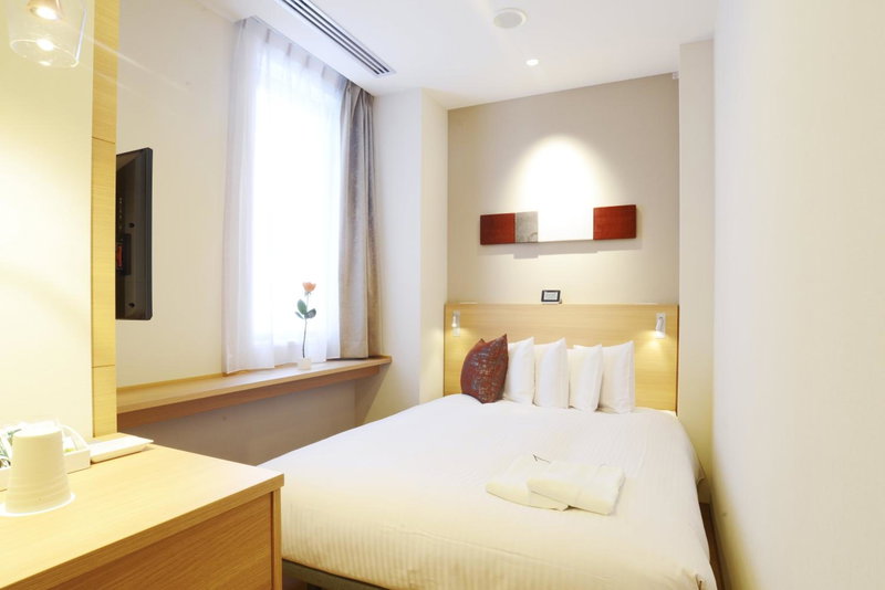Red Roof Inn & Suites Osaka Namba Nipponbashi, Osaka, Japon
