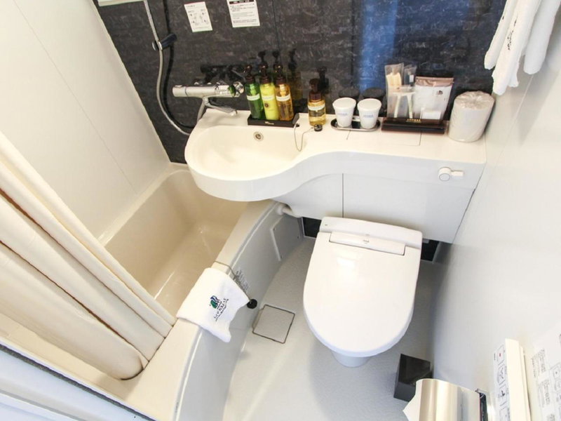 HOTEL LiVEMAX Tokyo Bakurocho, Tokyo, Japan